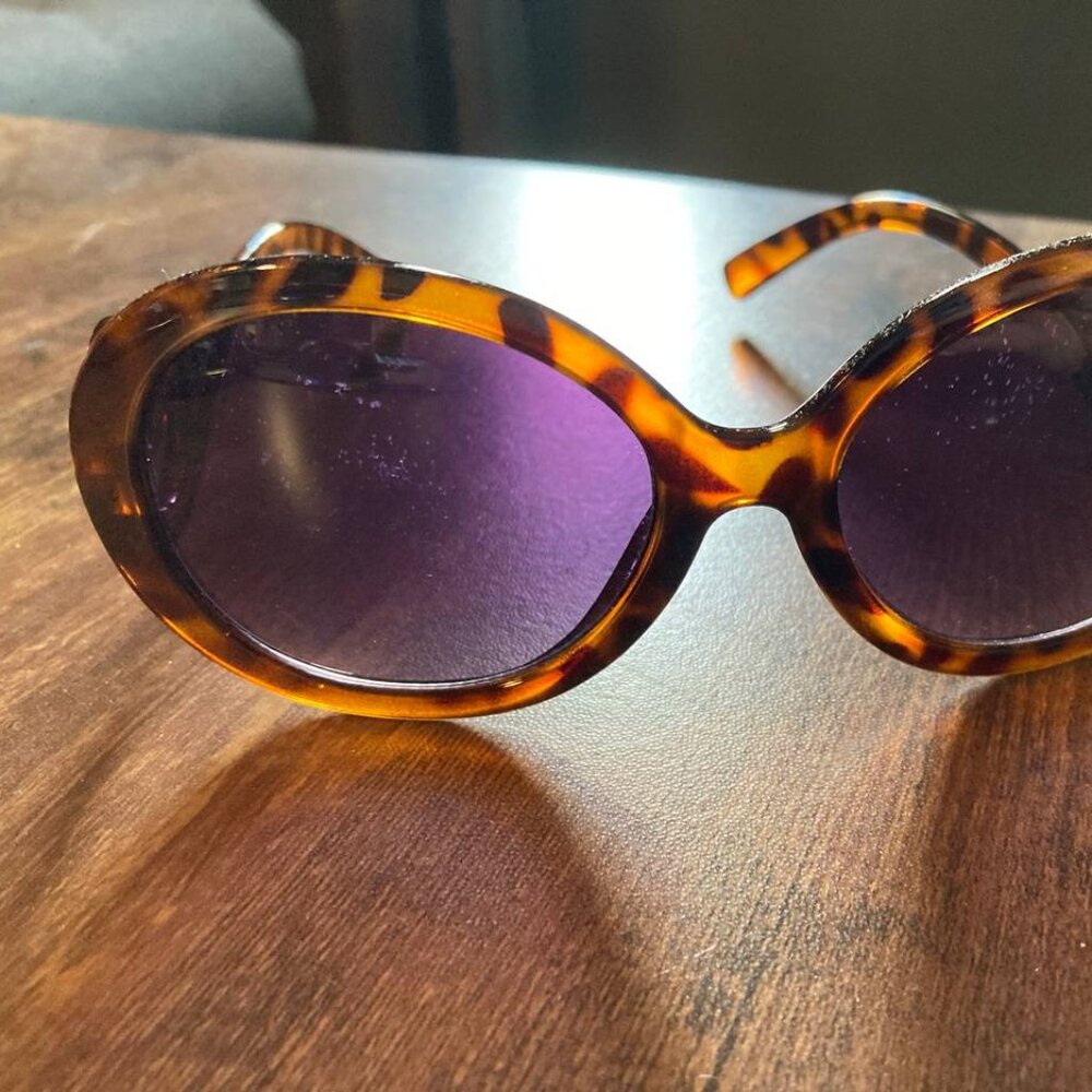 Unbranded Women's Tortoise Shell Scroll Sunglasses - Brown